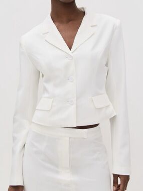 Lioness White Tailored Cropped Blazer